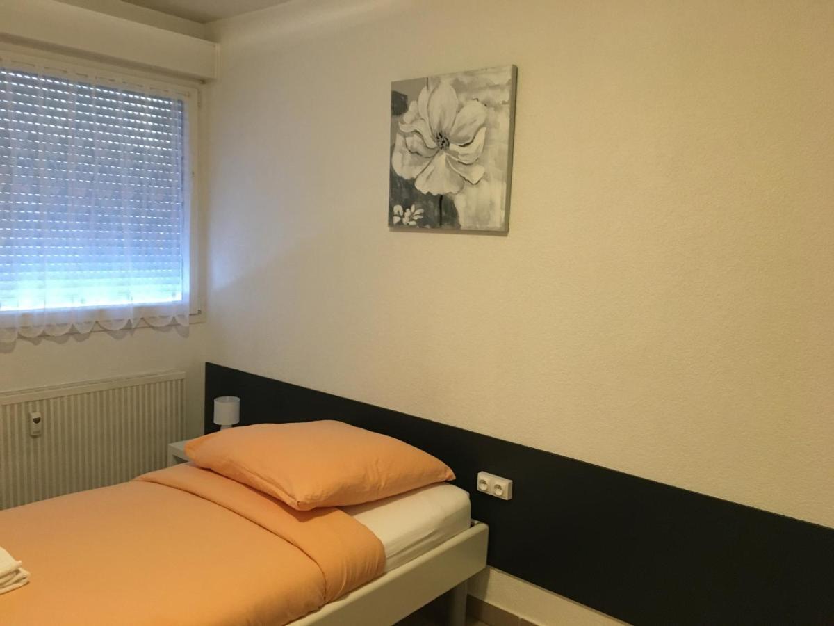 Studios Lora RM 860 Saint-Louis  Luaran gambar